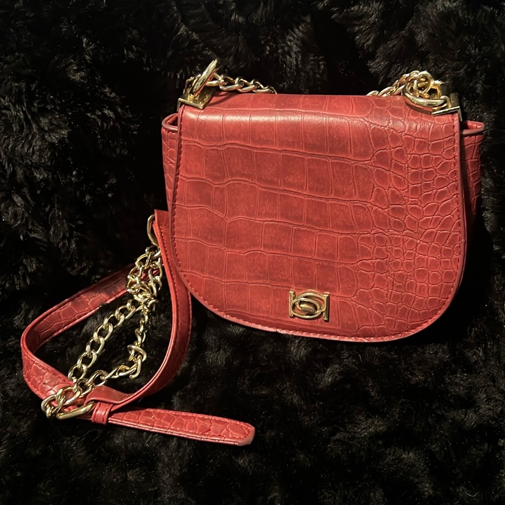 BEBÉ RED CROSS BODY